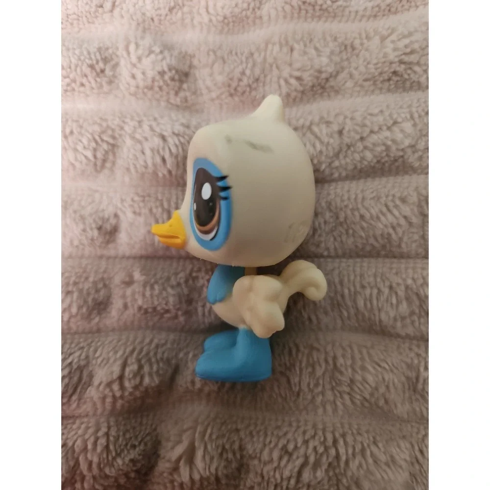 Littlest Pet Shop LPS #1-84 Azure Ostrich Bird White with Blue Eyes
